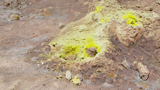  Sulfur crystal and hole, this time from the main crater
